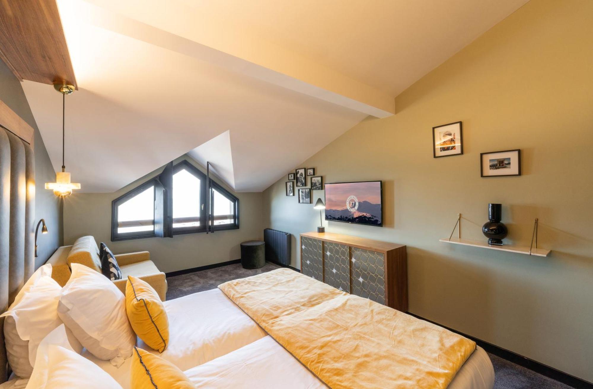 Hotel Fahrenheit Seven 4*
