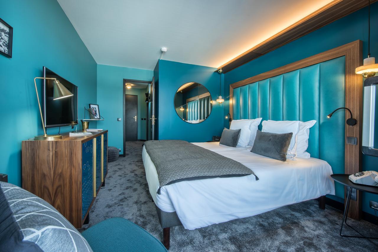Fahrenheit Seven Hotel 4*