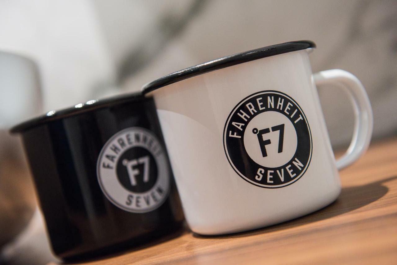 Fahrenheit Seven Hotel